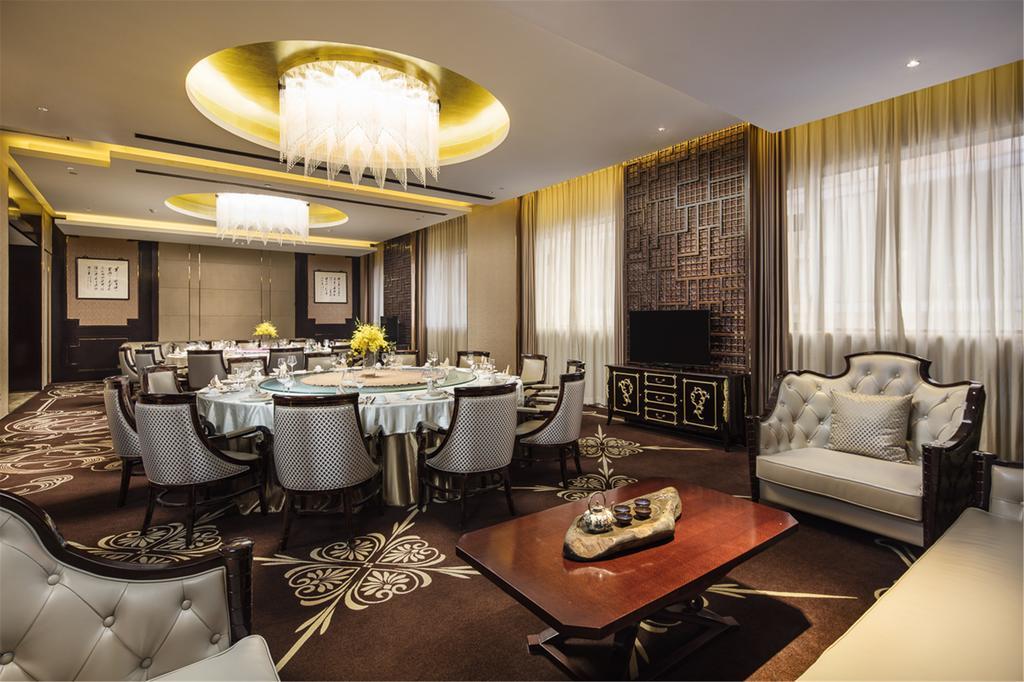Royal Century Hotel Shanghai Buitenkant foto