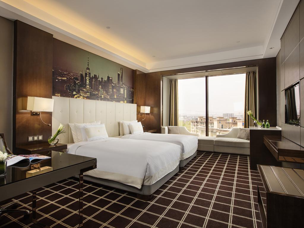 Royal Century Hotel Shanghai Buitenkant foto
